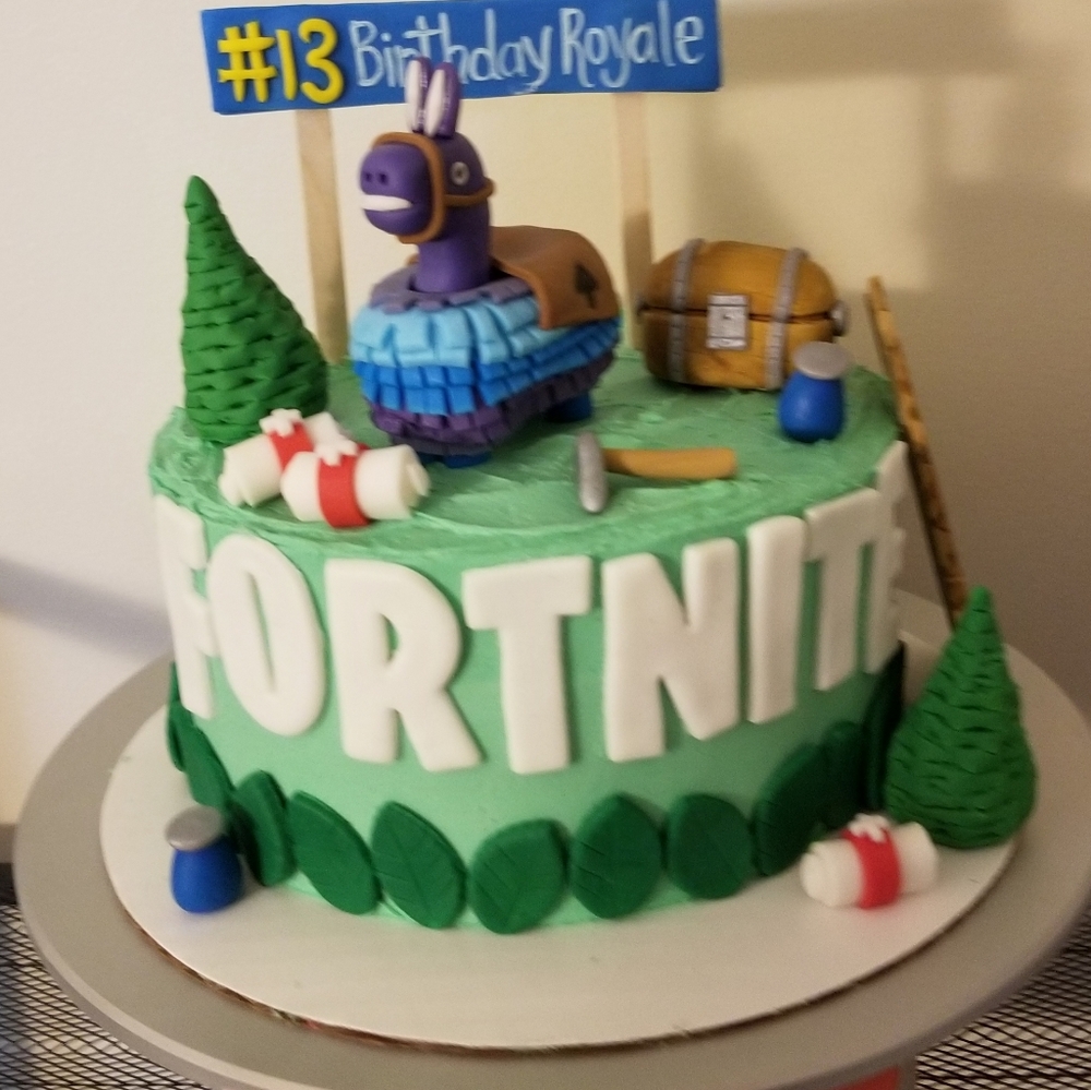 Handmade Fondant Fortnite Inspired Cake Topper Set